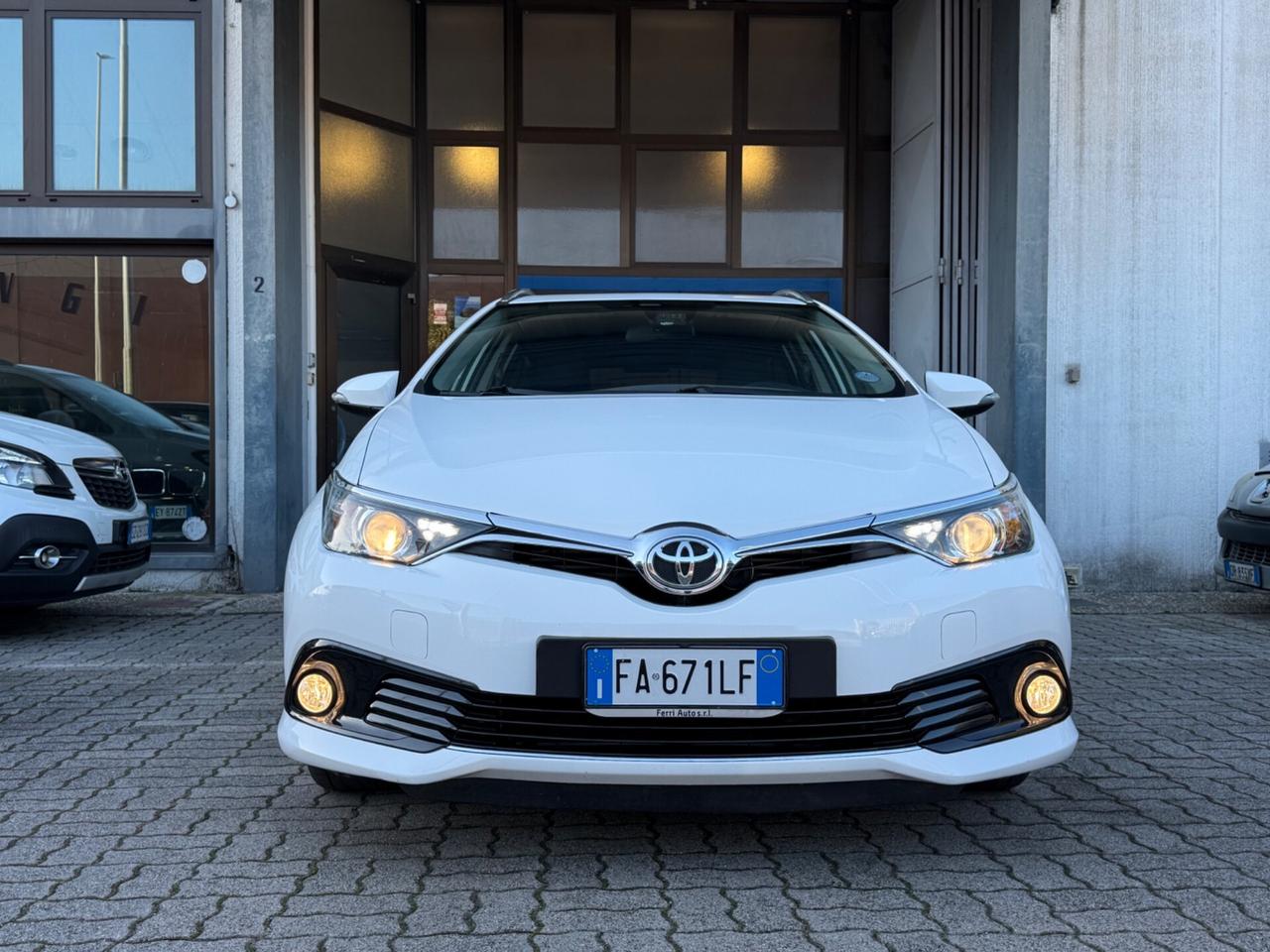 Toyota Auris Neopatentati Touring Sports 1.6 D-4D Lounge