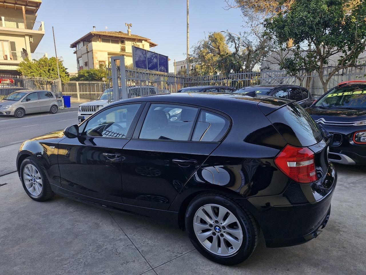 BMW SERIE1 118D FUTURA DPF ANNO 2010 180000KM