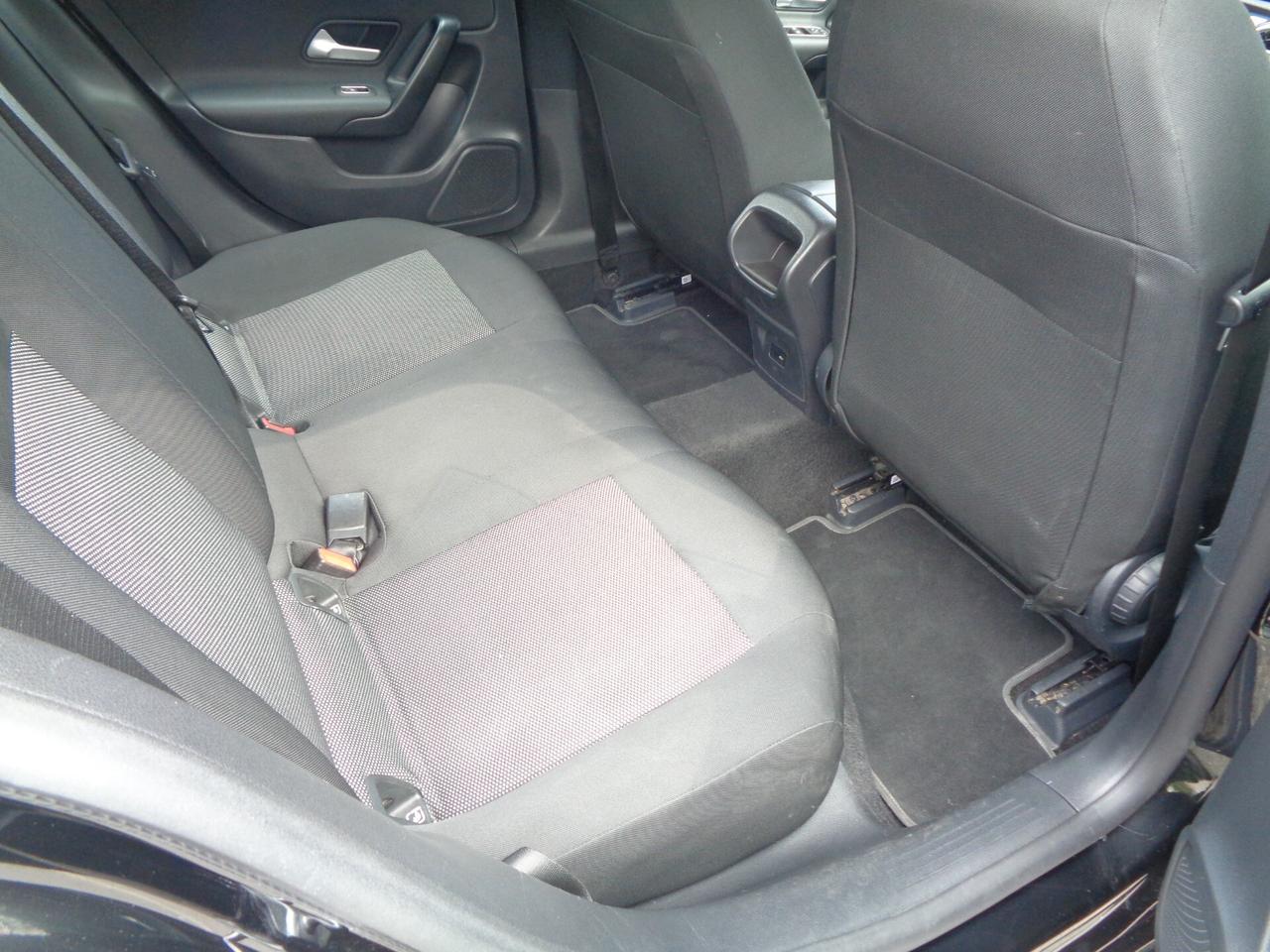 Mercedes-benz CLA 180 CLA 180 d Automatic Shooting Brake Business