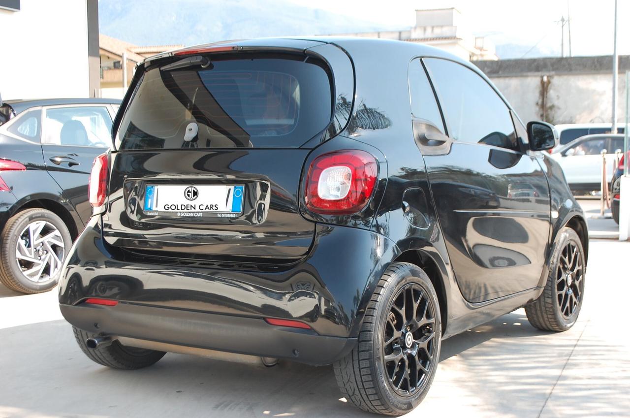 Smart forTwo 0.9 t Passion 90CV Led Lega Uff Italy USB
