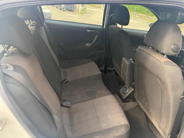 ALFA ROMEO 147 129,364km 1.9 JTD (120) 5p Progression Bellissima