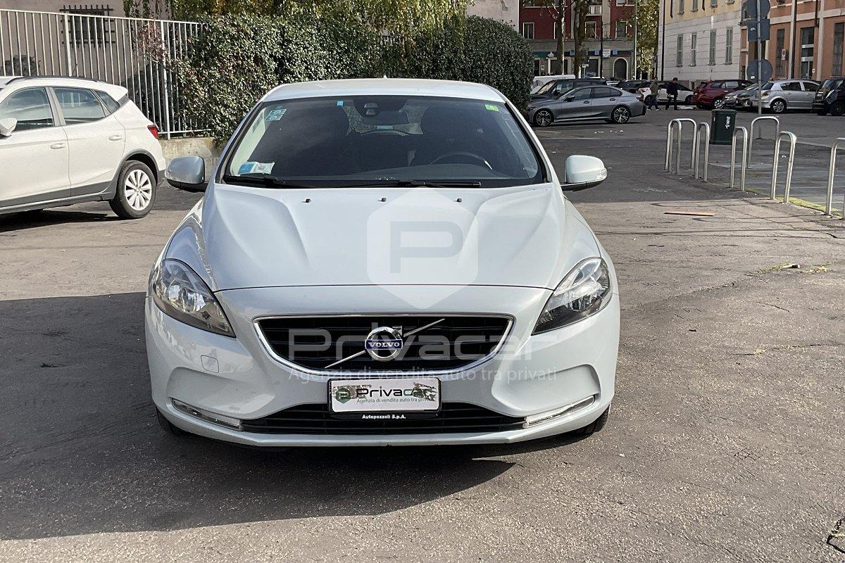 VOLVO V40 T2 Kinetic