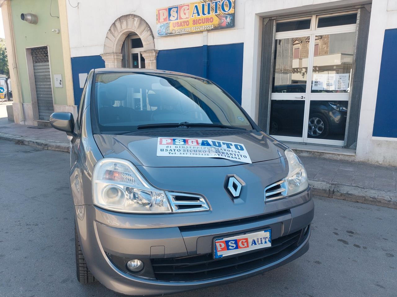 RENAULT MODUS 2012, 1.5 DIESEL , TAGLIANDATA, SENSORI DI PARCHEGGIO POSTERIOR