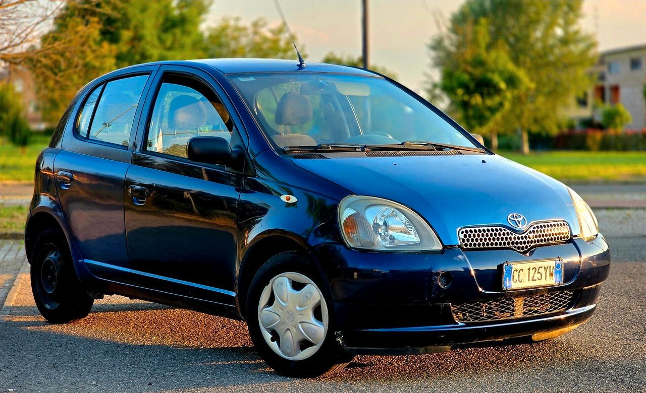 Toyota Yaris 1.0 anche NEOPATENTATI
