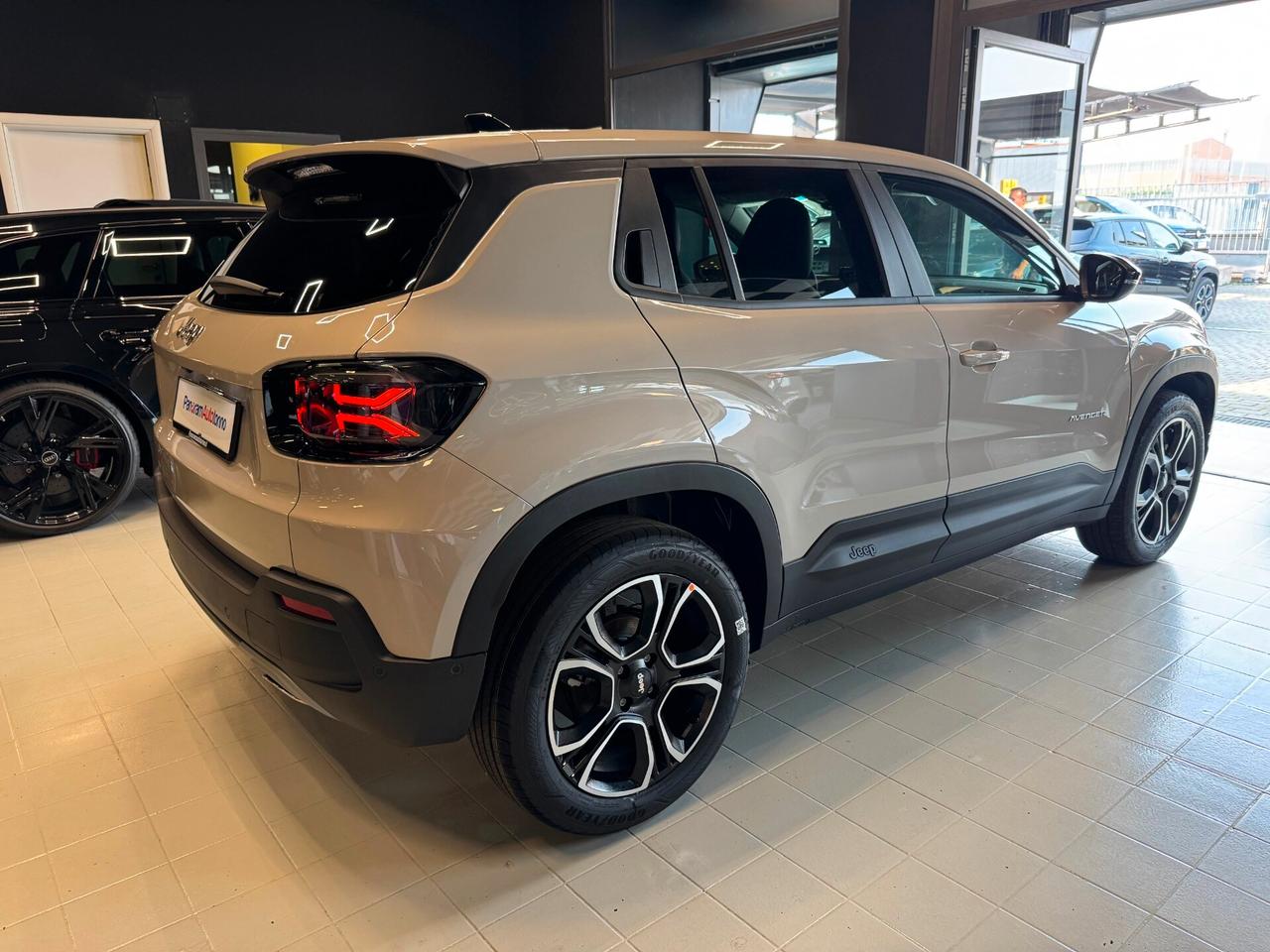 JEEP Avenger Avenger 1.2 Turbo 110 CV e-Hybrid ...