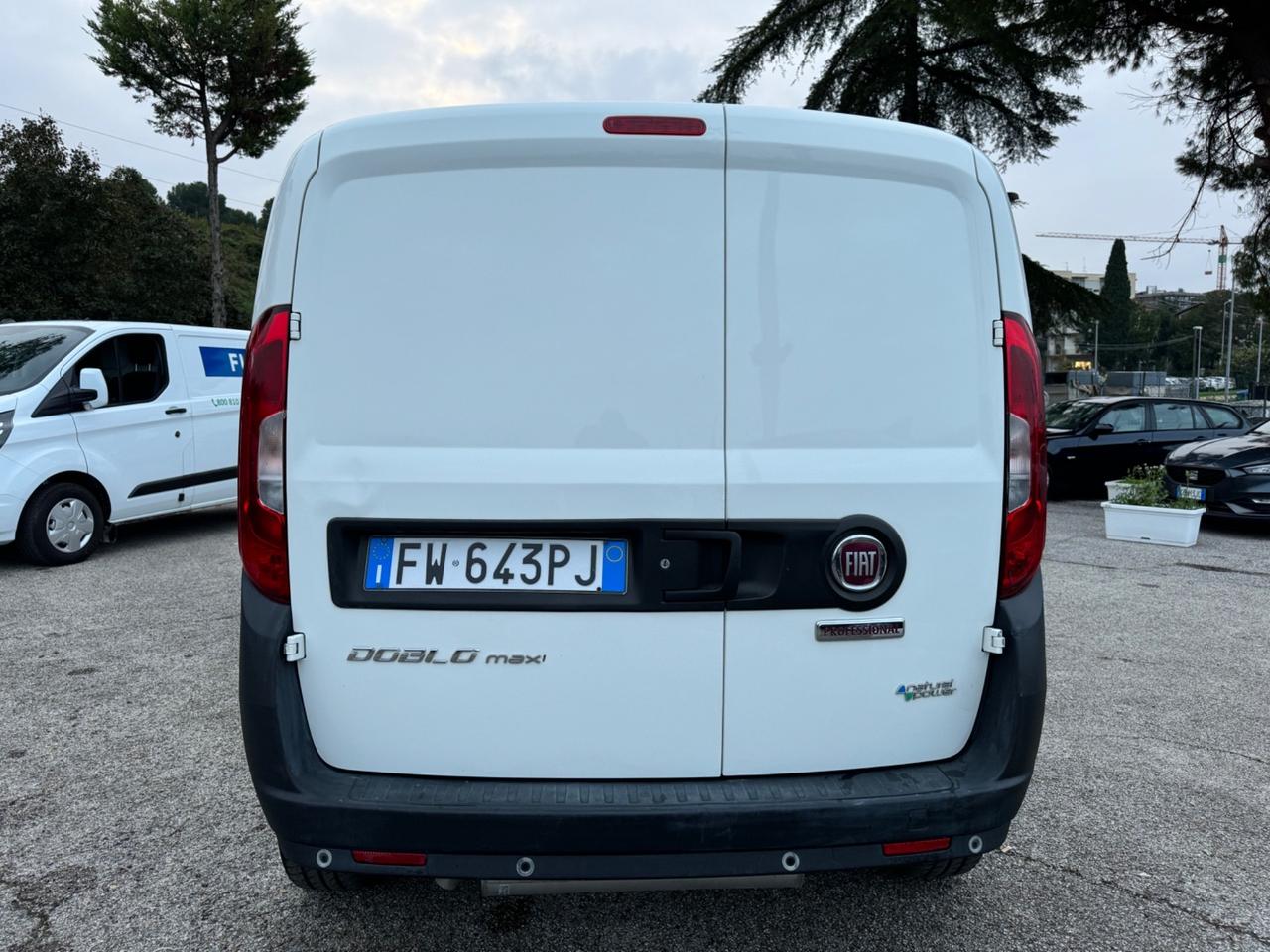 Fiat Doblo’ 1.4 T-Jet Natural Power CARGO MAXI