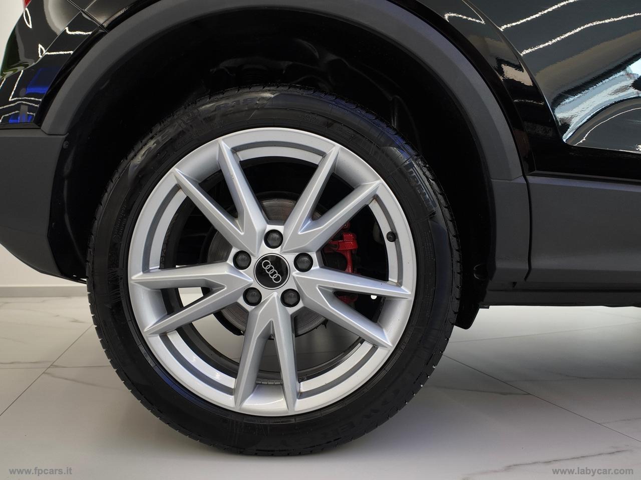 AUDI Q2 35 TDI quattro S tr. Identity Black