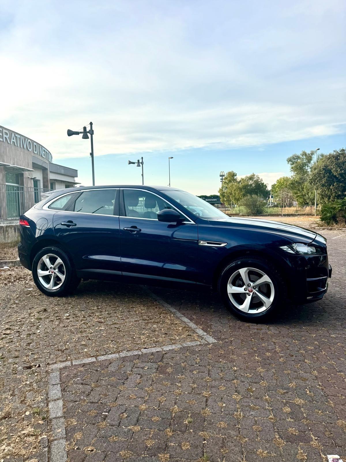 Jaguar F-Pace 2.0 D 180 CV AWD aut. Portfolio