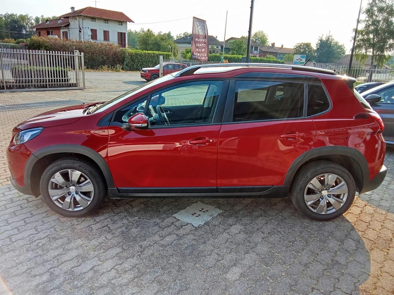 Peugeot 2008 PureTech Turbo 110 S&S Signature