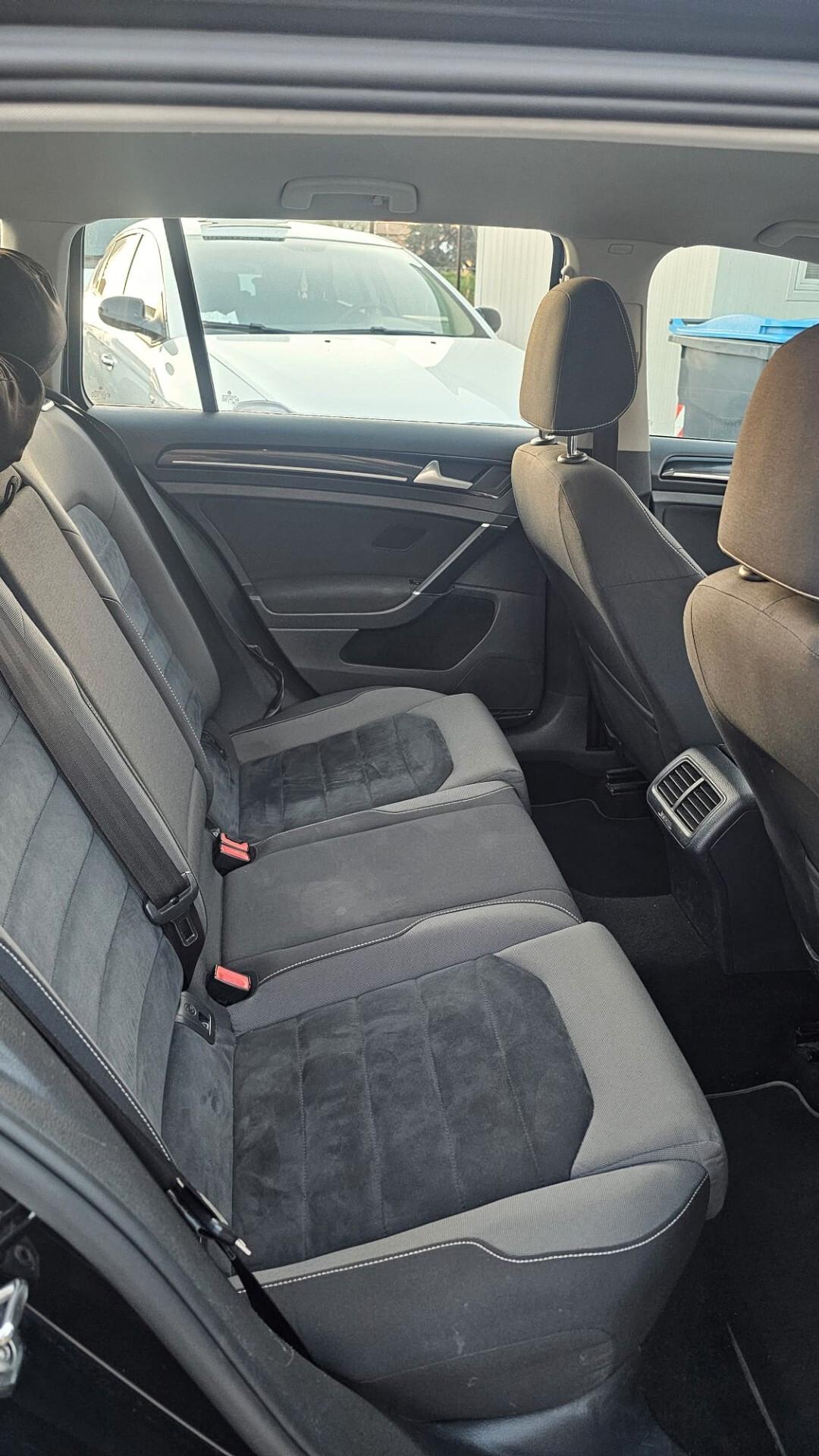 Volkswagen Golf Variant 1.6 TDI 110 CV Executive BlueMotion Technology