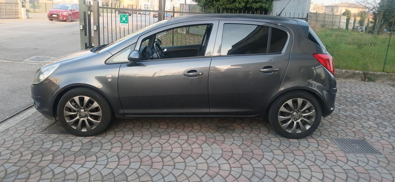 Opel Corsa 1.3 CDTI neopatentati