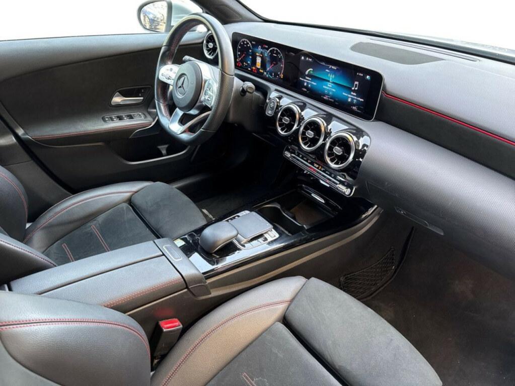 Mercedes Classe A 180 180 D Premium 7G-DCT