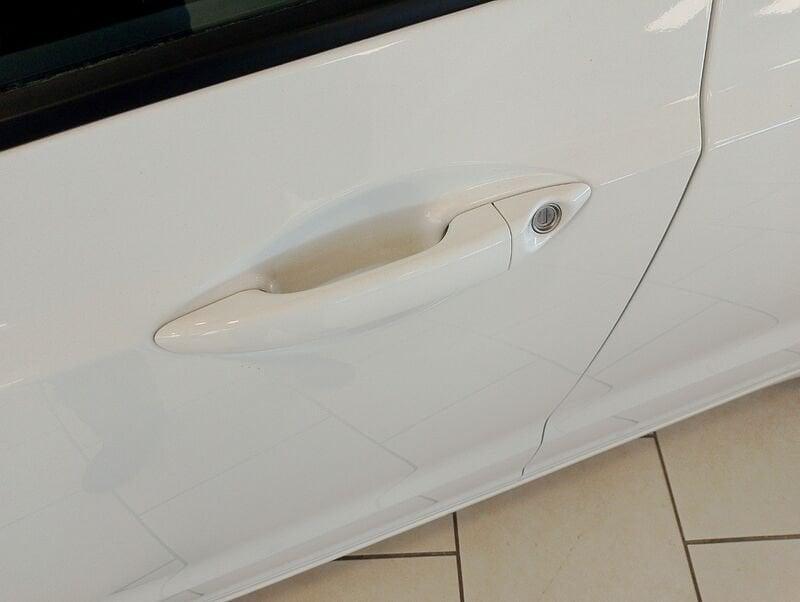 Hyundai i10 2ª serie 1.0 MPI Advanced