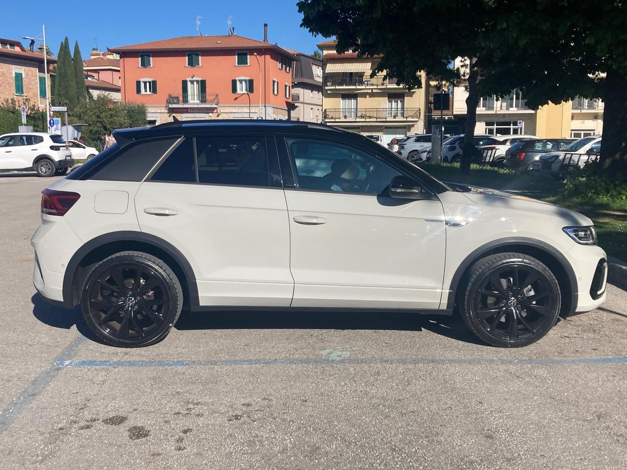 Volkswagen T-Roc 1.5 TSI R Line #10580