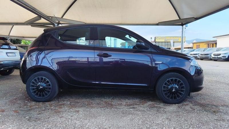 Lancia Ypsilon 1.2 69cv Elefantino