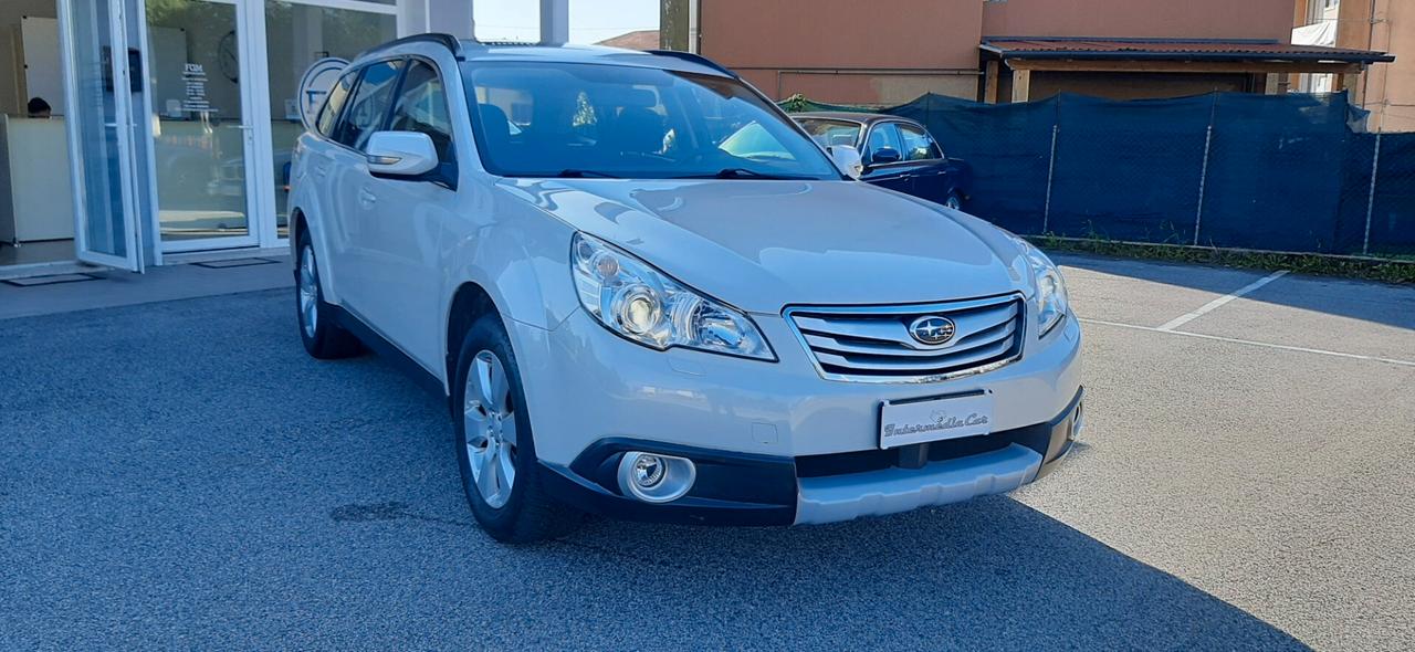 SUBARU OUTBACK 2.5i Bi-Fuel Trend
