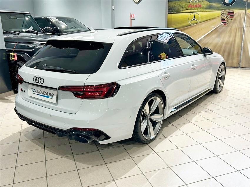 Audi RS 4 Avant