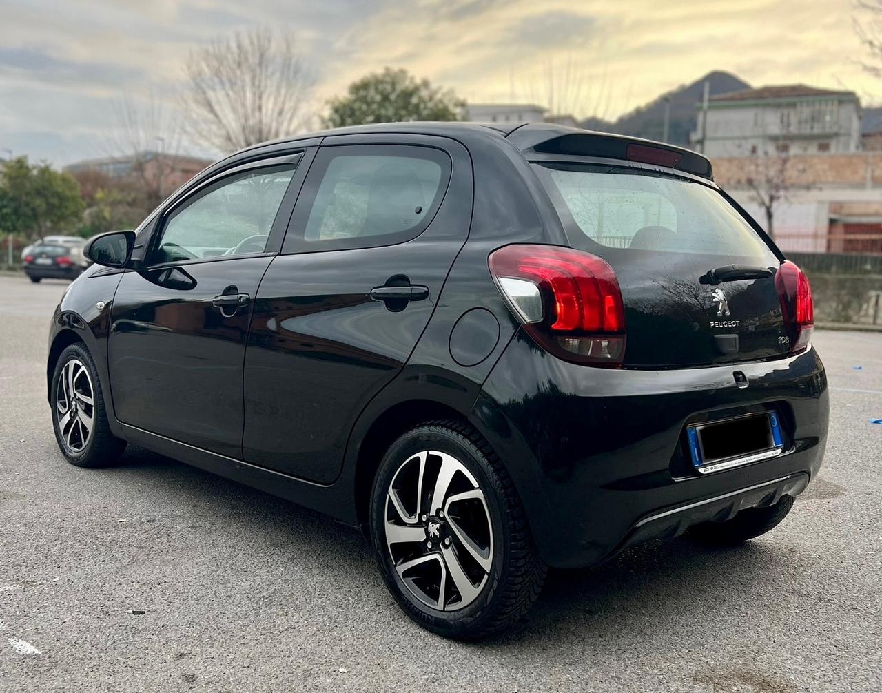 Peugeot 108 VTi 72 S&S 5 porte Allure Acc.Permute