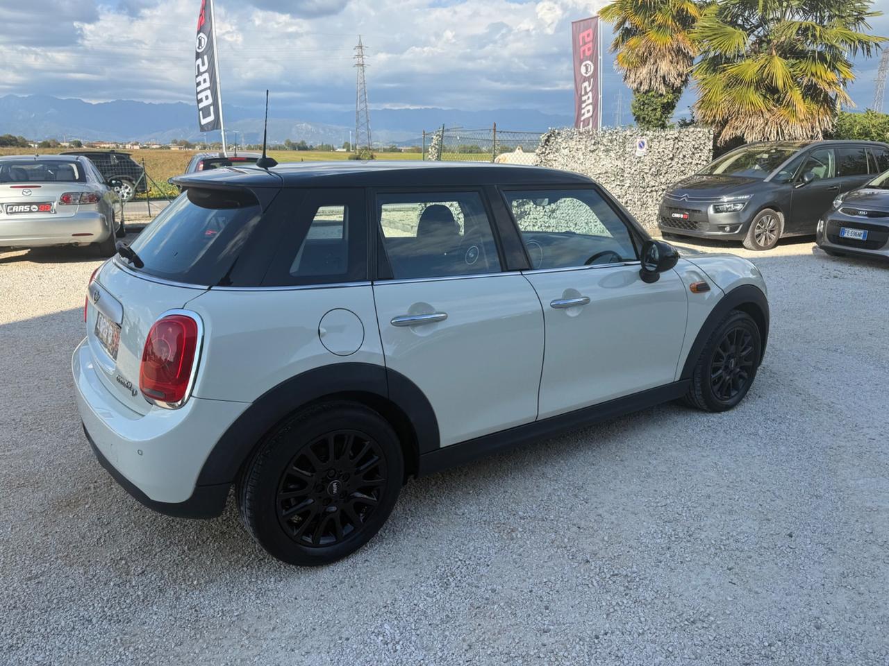 Mini 1.5 Cooper D Business XL 5 porte