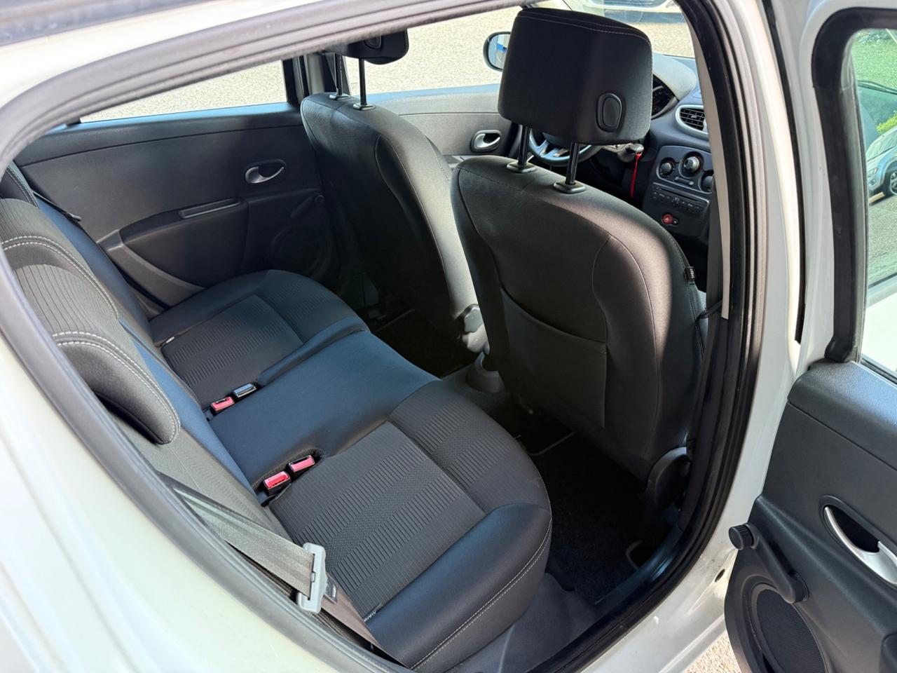 Renault Clio 1.2 16V 5 porte Luxe