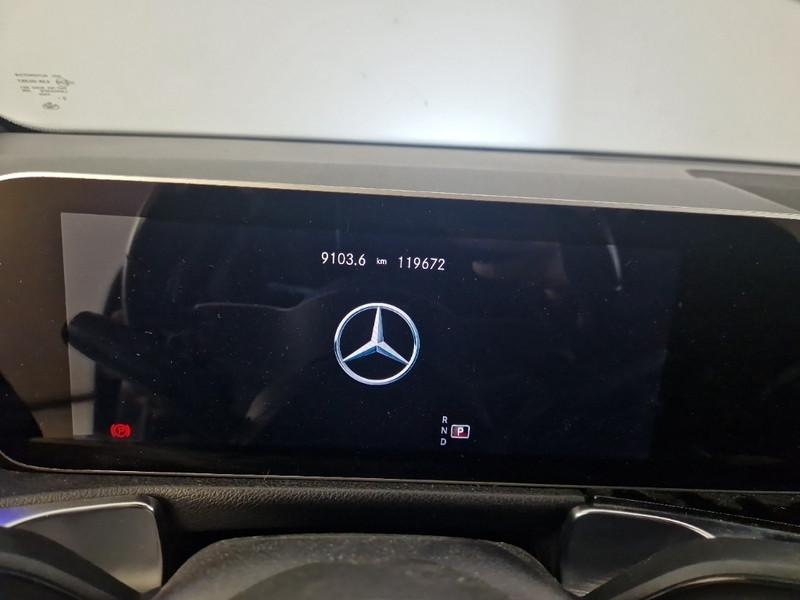 MERCEDES-BENZ GLB 200 d Automatic Sport Plus