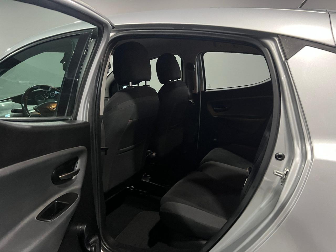 Lancia Ypsilon 1.2 69 CV 5 porte Platinum Ecochic GPL