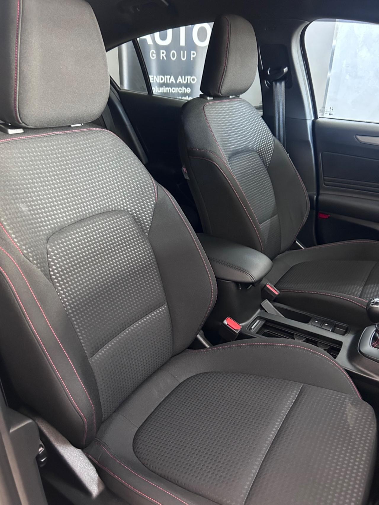 Ford Focus 1.0 EcoBoost Hybrid 125 CV 5p. ST-Line Design