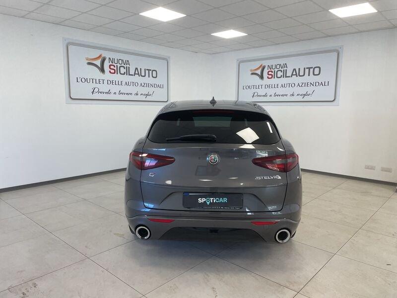 Alfa Romeo Stelvio 2017 2.2 t Lusso Q4 210cv auto