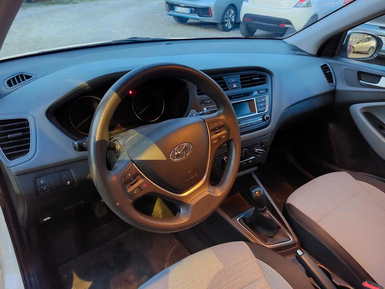 Hyundai i20 1.2 5 porte Econext GPL CASA MADRE