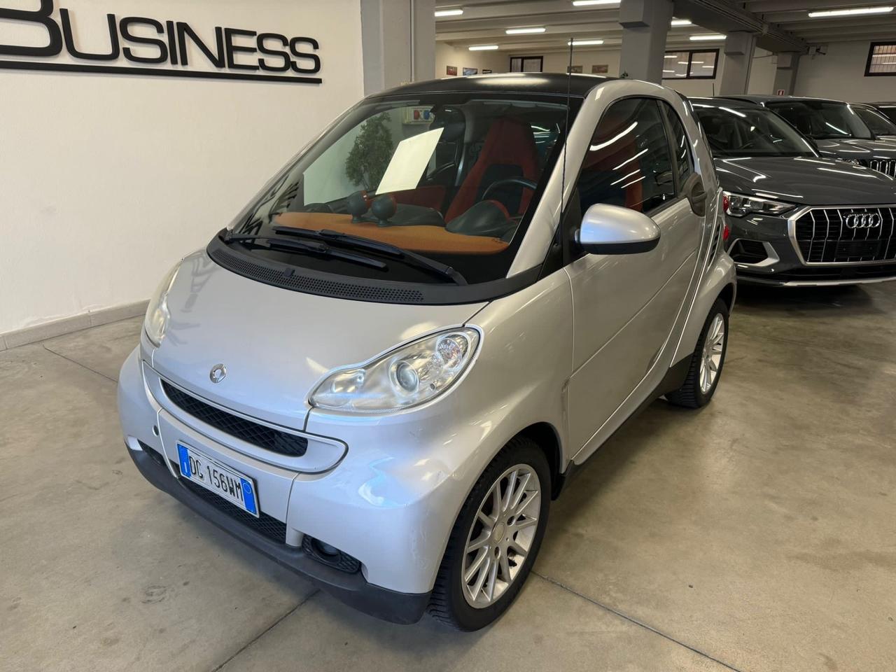 Smart ForTwo 1000 62 kW coupé passion Garanzia 12 mesi