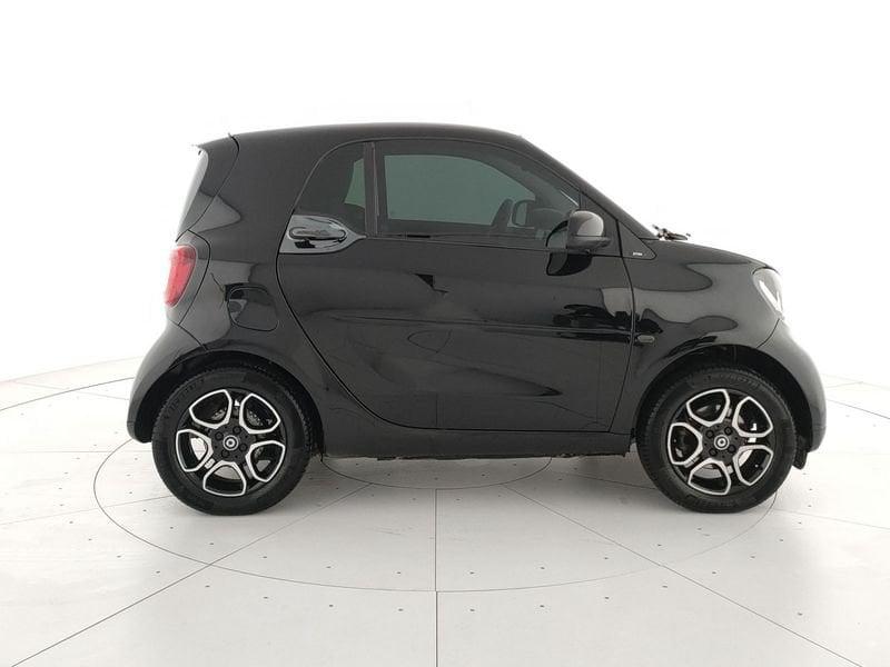 smart fortwo fortwo 70 1.0 Prime