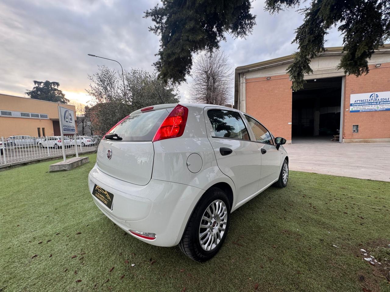 Fiat Punto 1.3 MJT II S&S 95 CV 5 porte Street