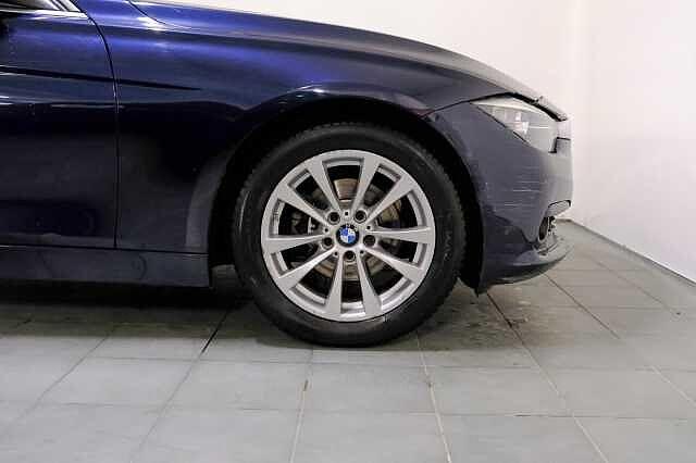 BMW Serie 3 318d Touring Sport