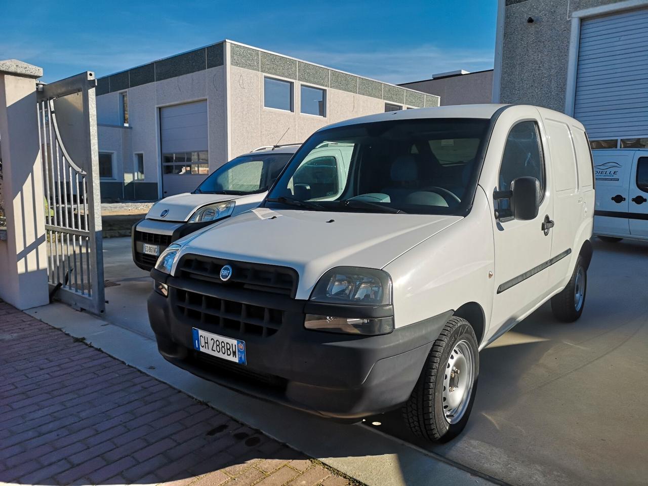 Fiat Doblo 1.9 JTD cat Cargo Lamierato SX
