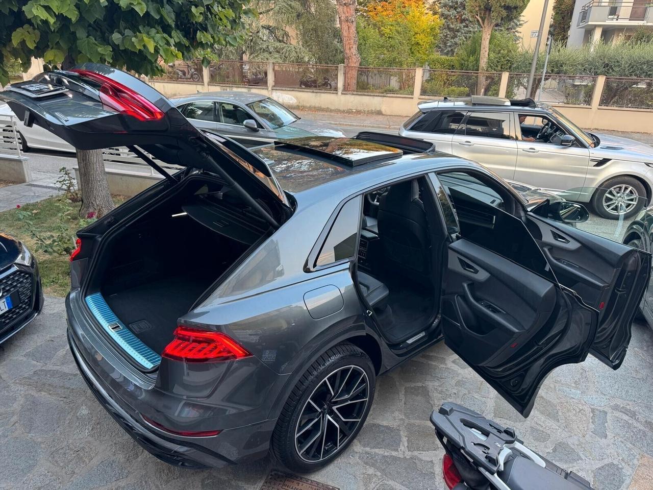 AUDI Q8 55 TFSI QUATTRO TIPTRONIC SPORT 340cv