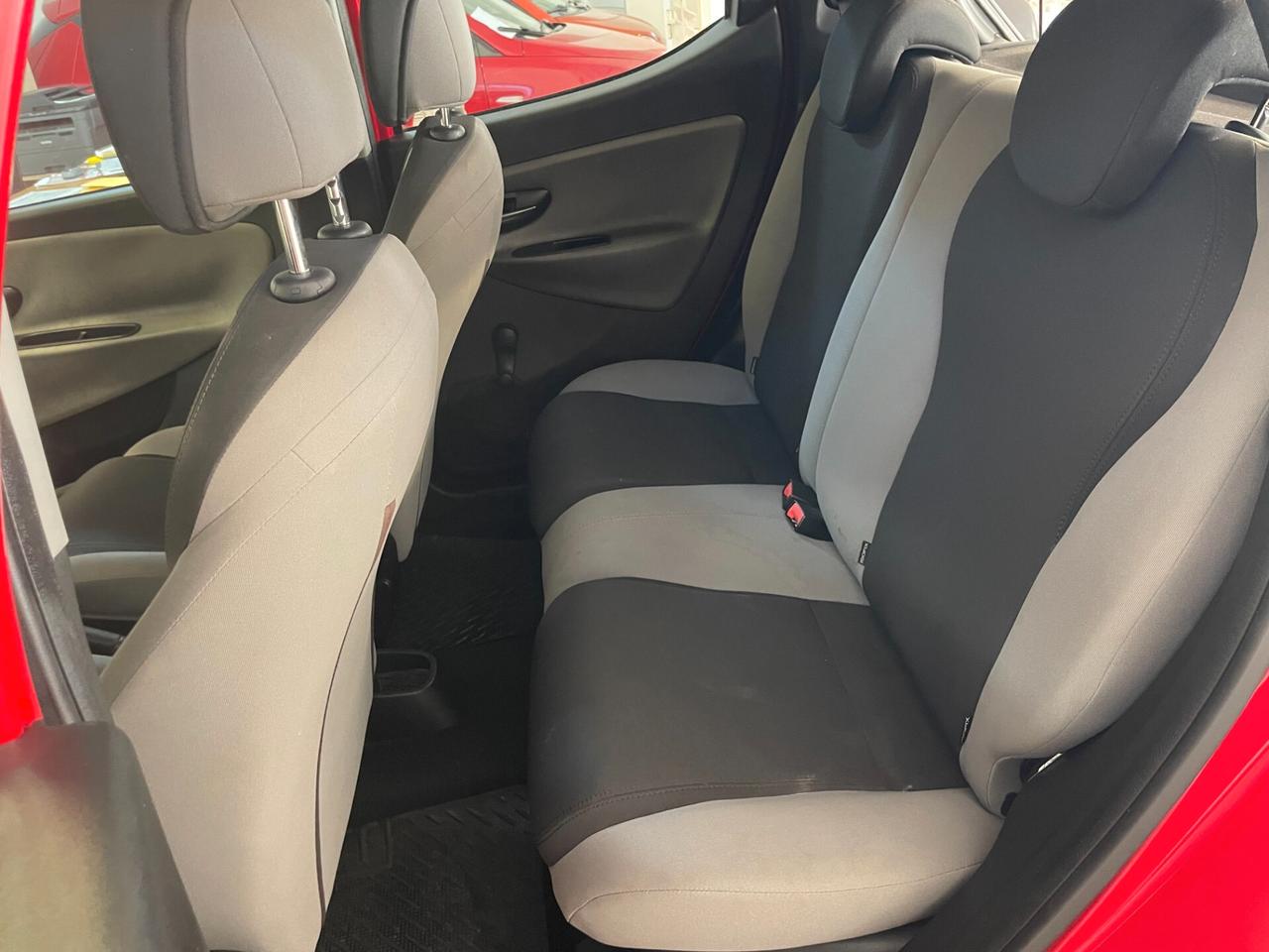 Lancia Y Ypsilon 0.9 85 CV Metano Ecochic Gold Twinair Neopatentati