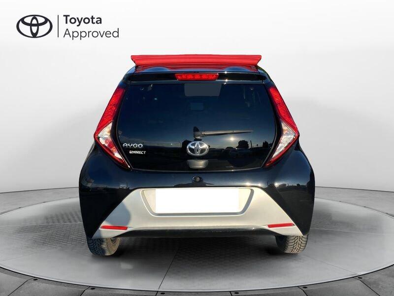 Toyota Aygo Connect 1.0 VVT-i 72 CV 5 porte x-wave