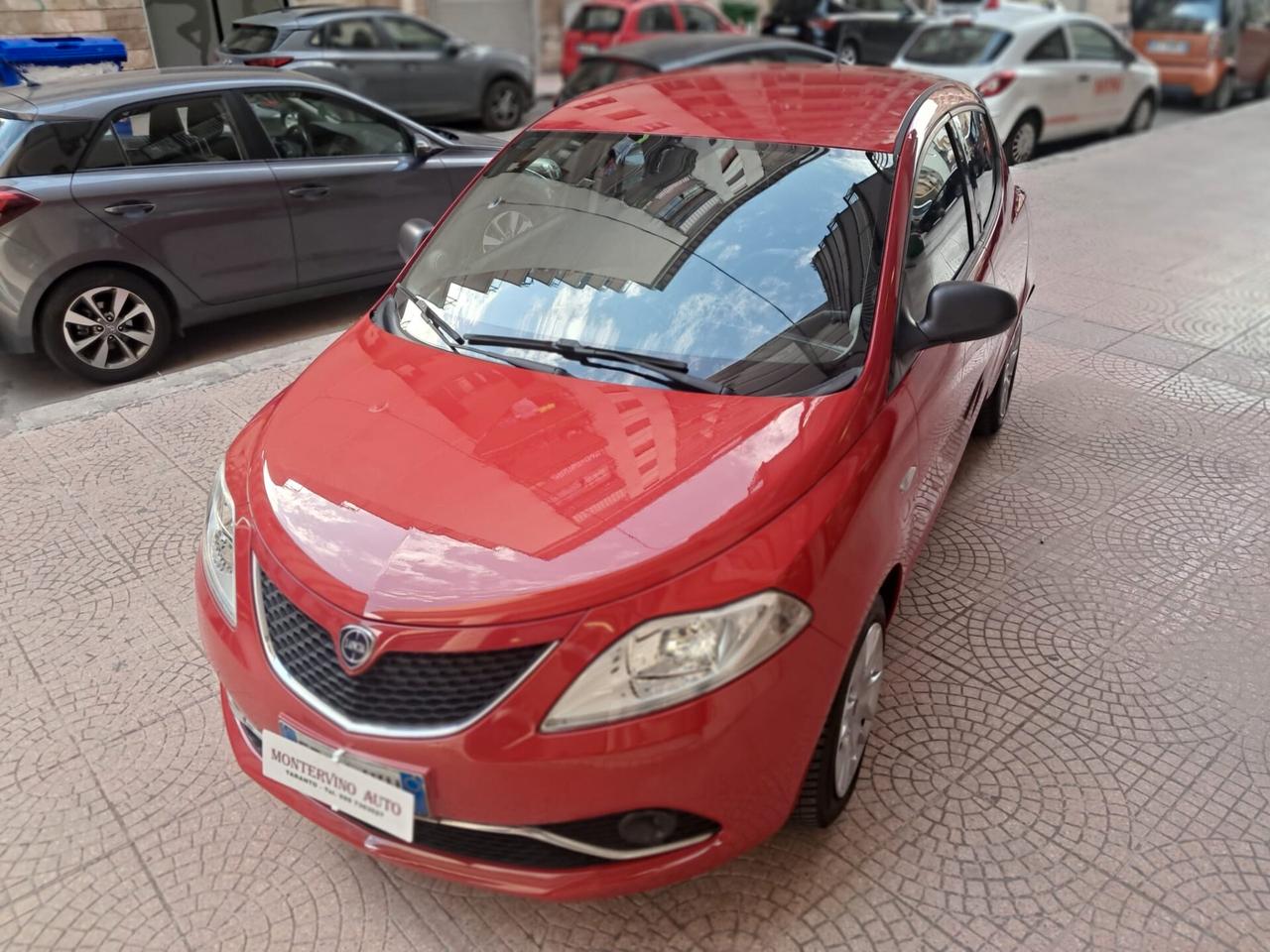 Lancia Ypsilon 1.2 69 CV -NEOPATENTATI-Euro6650-