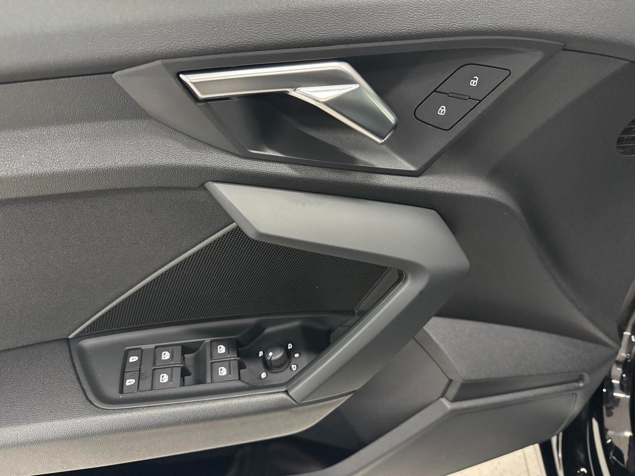 A3 SPB 35TDI S tronic VETRI SCURI CERCHIO 18 SUPER BELLA