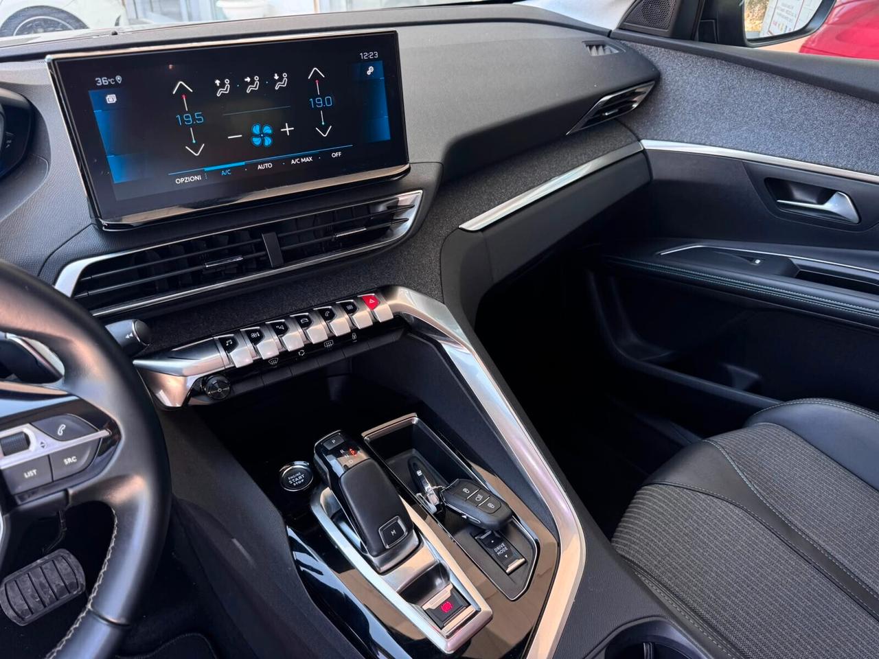 Peugeot 5008 BlueHDi 130 S&S EAT8 Allure