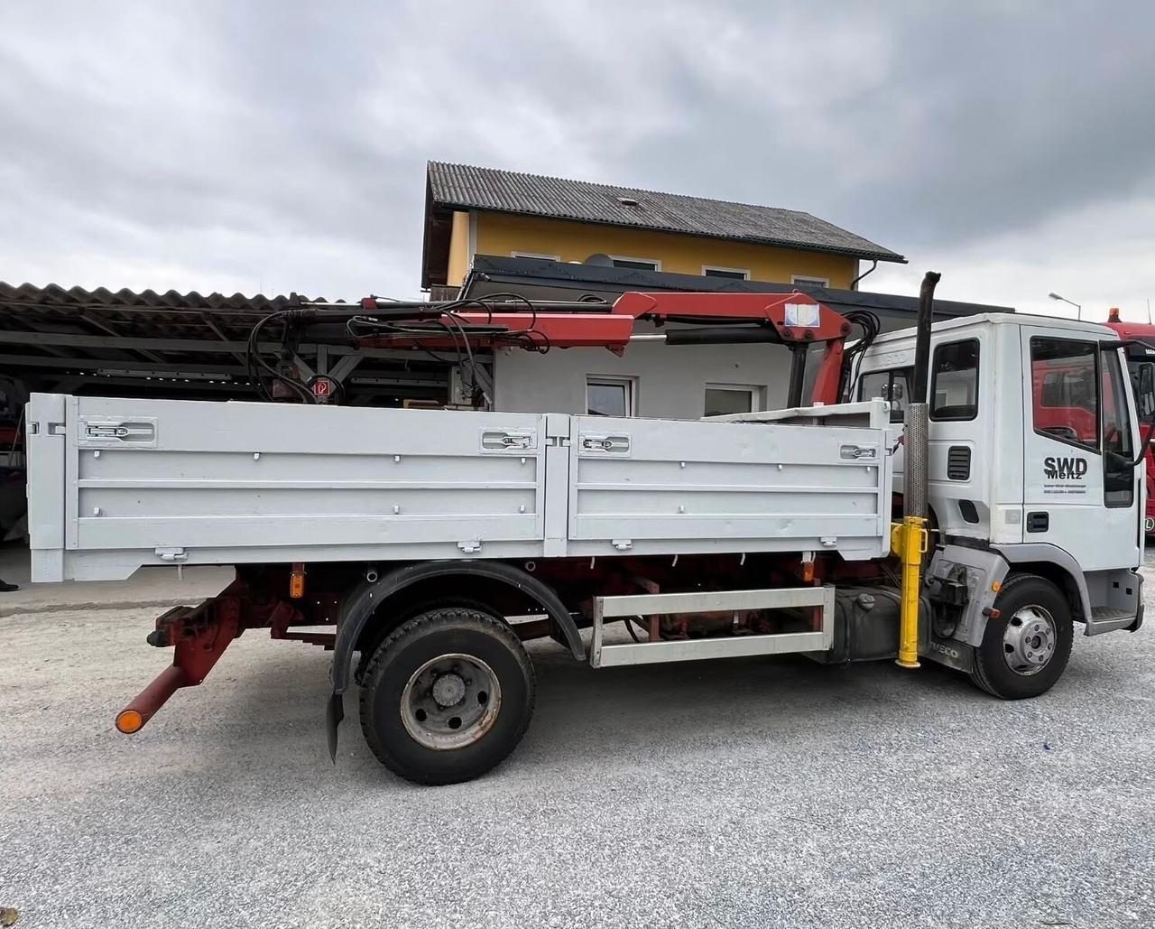 IVECO EUROCARGO TECTOR 75E15 RIBALTABILE CON GRU E BENNA