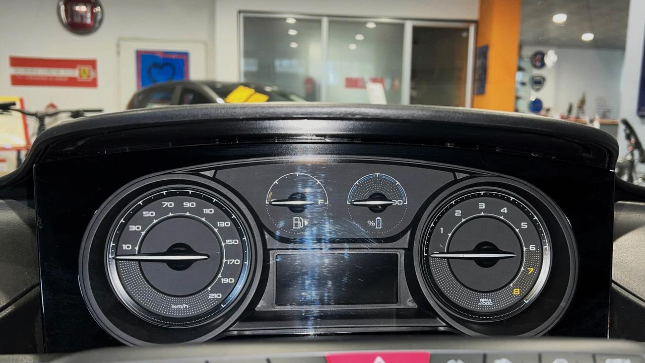 Lancia Ypsilon 1.0 FireFly 5 porte S&S Hybrid Platino