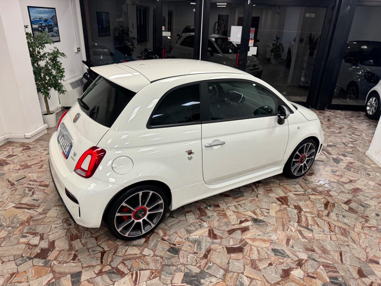 Abarth 595 1.4 Turbo T-Jet 165 CV Turismo