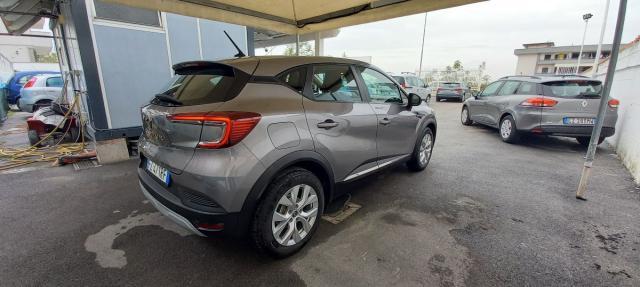 RENAULT - Captur - Blue dCi 8V 95 CV Zen