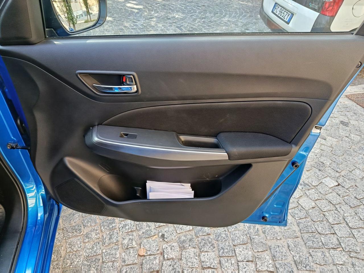 Suzuki Swift Top 1.2 Dualjet Hybrid MHEV #12180