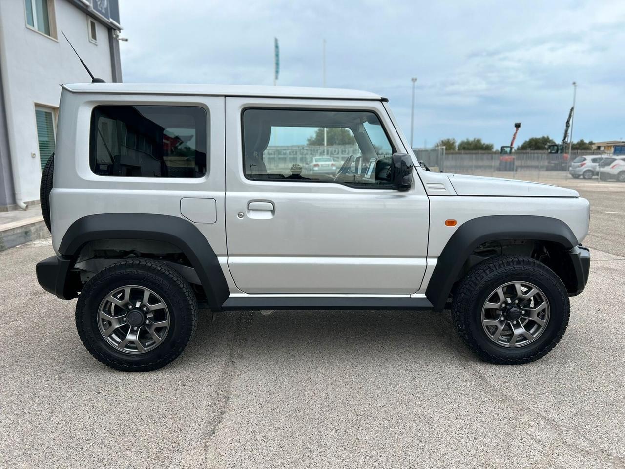 Suzuki Jimny 1.5 5MT Top ALL GRIP 4 POSTI NO AUTOCARRO