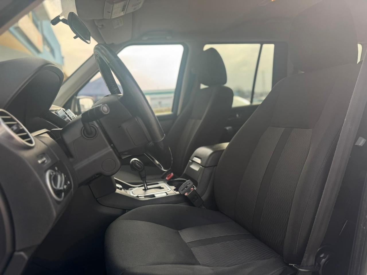 Land Rover Discovery 4 3.0 TDV6 210CV HSE