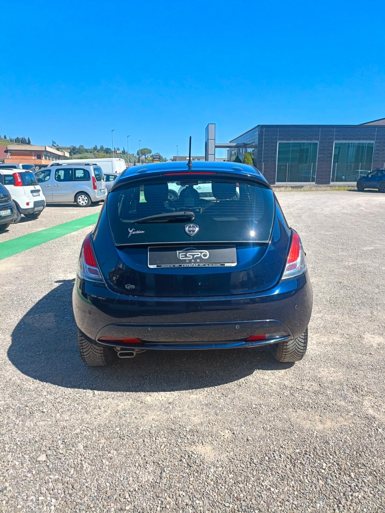 Lancia Ypsilon 1.3 MJT 16V 95 CV 5 porte S&S Silver
