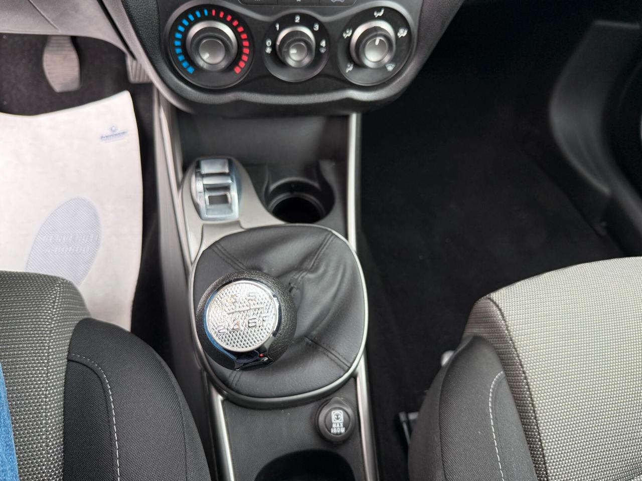 Alfa Romeo MiTo 1.4 105 CV M.air S&S Distinctive Sport Pack