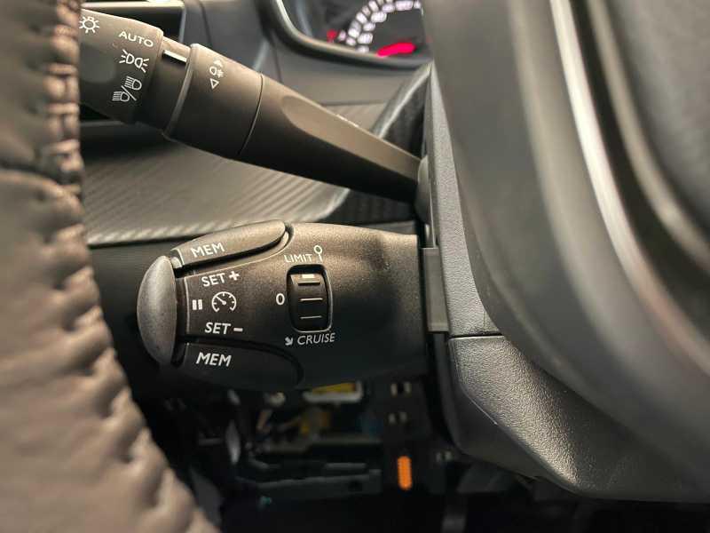 PEUGEOT 208 5P - STYLE P.Tech 75 S&S
